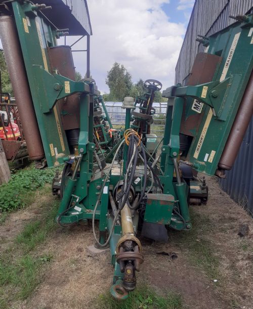 Major tr1600 bat wing mower  for sale