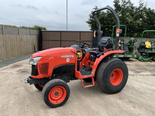 2018 KUBOTA ST371 4WD 40HP COMPACT TRACTOR for sale