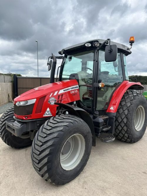2015 MASSEY FERGUSON 5610 DYNA 4 4WD 100HP TRACTOR ON TURF TYRES for sale