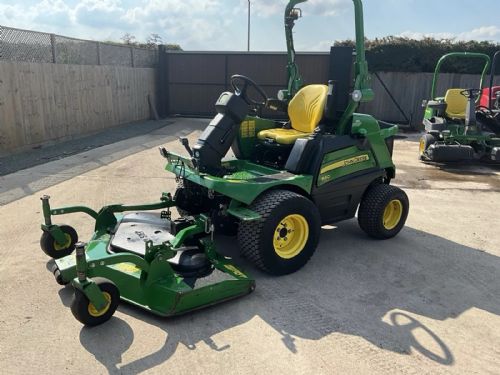 2017 JOHN DEERE 1580 OUTFRONT COMMERCIAL DIESEL RIDE ON LAWN MOWER for sale
