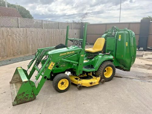 JOHN DEERE X748 4WD DIESEL RIDE SIT ON LAWN MOWER WITH LOADER for sale