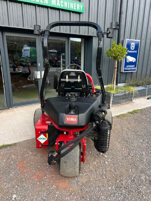 TORO GREENSMASTER 3250-D for sale