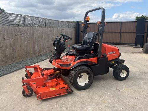 2016 66 PLATE KUBOTA F3890 OUTFRONT DIESEL RIDE ON LAWN MOWER for sale