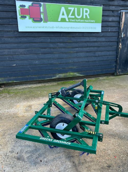 Greentek Greens Groomer 1.8m zig zag topdressing brush for sale