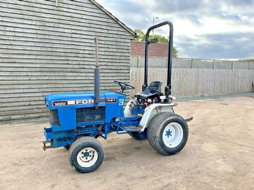 FORD NEW HOLLAND 1220 4WD HYDROSTATIC COMPACT TRACTOR for sale