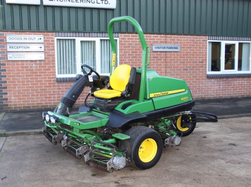 John Deere 8000A E-Cut Hybrid Fairway Mower for sale