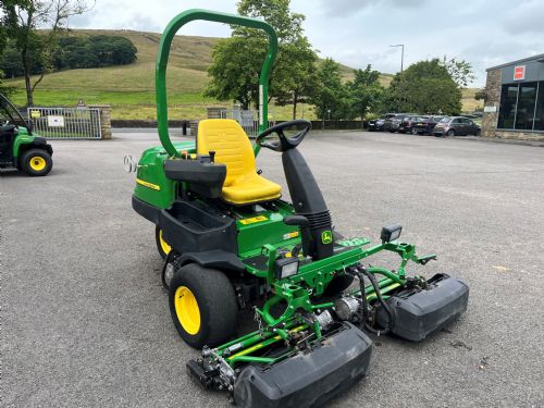 John Deere 2500E Greens Mower  for sale