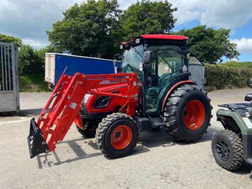 Kioti DK4520 Compact Tractor with loader EX-DISPLAY for sale