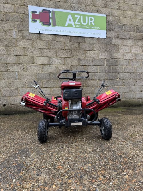 Baroness LM180B ride on triple mower in excellent condition for sale