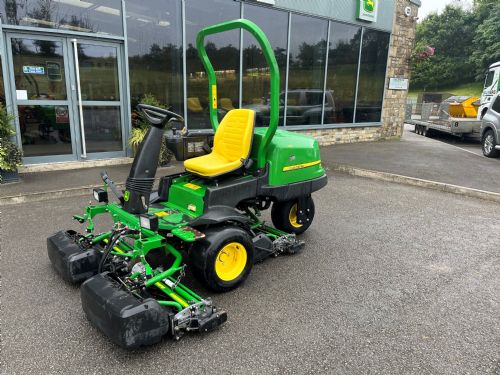 John Deere 2500E Greens Mower  for sale