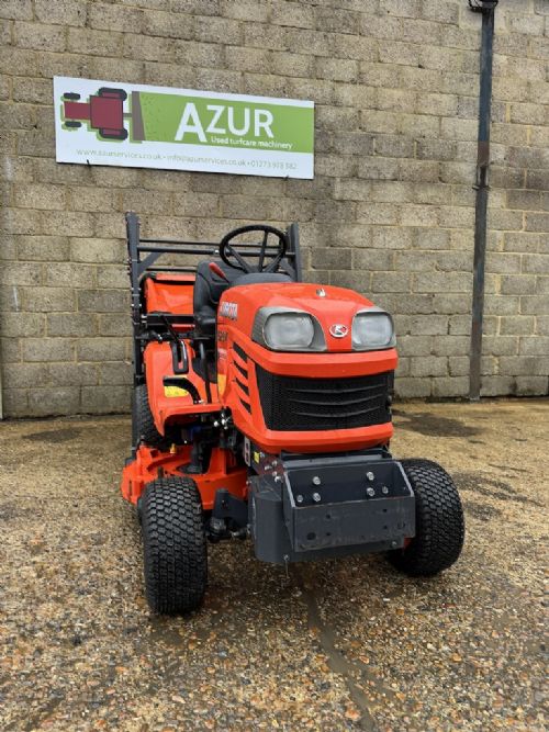 ONLY 670 Hour Kubota G23-11 ride on mower with high lift collector for sale