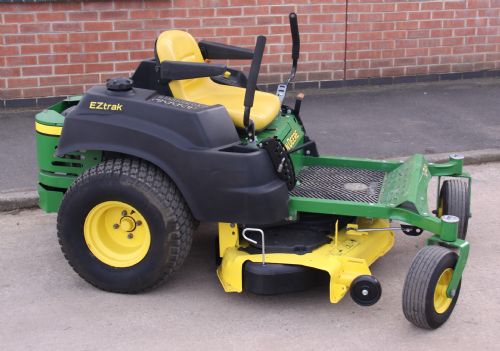 John Deere Z425 zero turn mower for sale