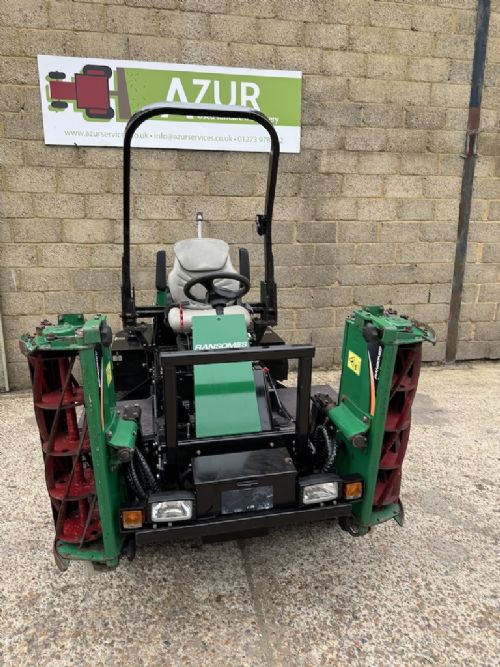 Ransomes Parkway 2250 Plus triple mower with Kubota Diesel Engine for sale