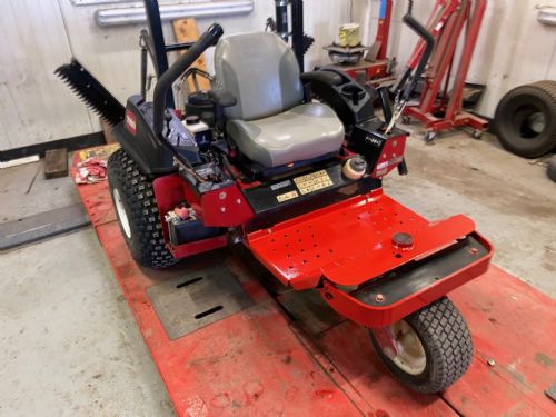 TORO Sand pro 2040Z for sale