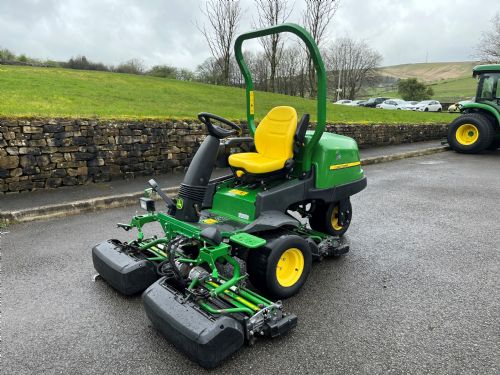 John Deere 2500E Greens Mower  for sale