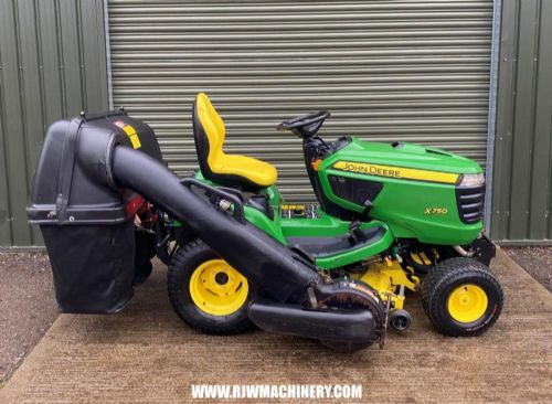 John Deere X750 ride on mower, year 2015 ~ 1173hrs, 24hp for sale