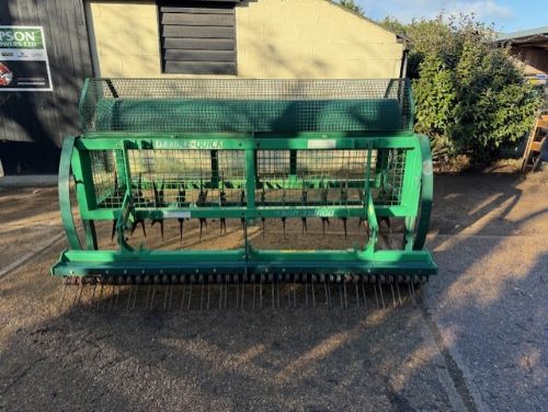 GreenTek  Double-Quick DQ8(8FT) with Deep Slitter, Ballast Roller , Rear Roller and Scarifying Rake for sale