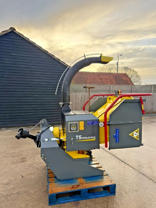 2020 TS INDUSTRIES WS/15 PTO TRACTOR WOODCHIPPER - EX DEMO for sale