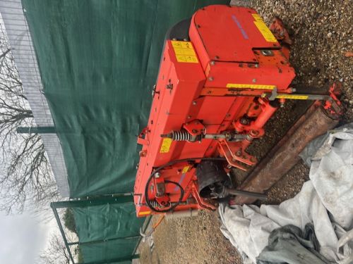 Wiedenmann Terra spike XD verti-drainer for sale