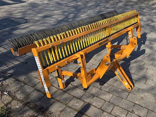 Sisis Single/Twin Play with Flexicomb for sale