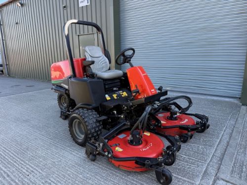 JACOBSEN AR3 RIDE ON MOWER 3 POD REAR DISCHARGE ONLY 400 HOURS for sale