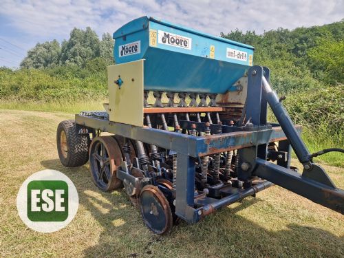 Moores 1.2M Sports Unidrill for sale