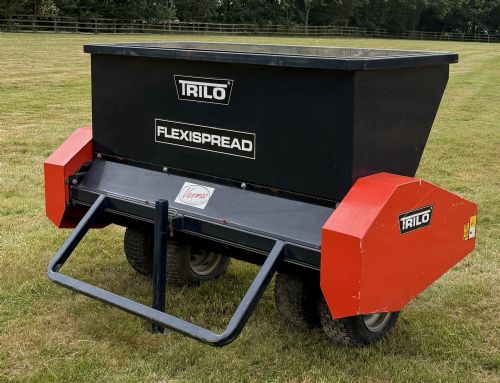 Trilo Flexispread Top dresser  1.5M for sale