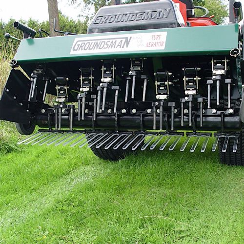 Groundsman 12180CTM Aerator for sale