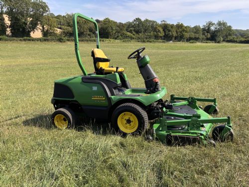 JOHN DEERE 1445 OUT FRONT 4WD RIDE ON MOWER for sale