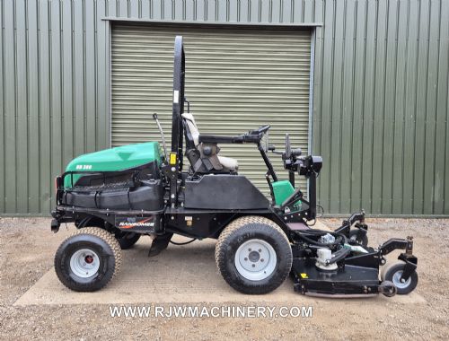 Ransomes HR300 outfront rotary mower, year 2015 - 2631 hrs, 33hp for sale